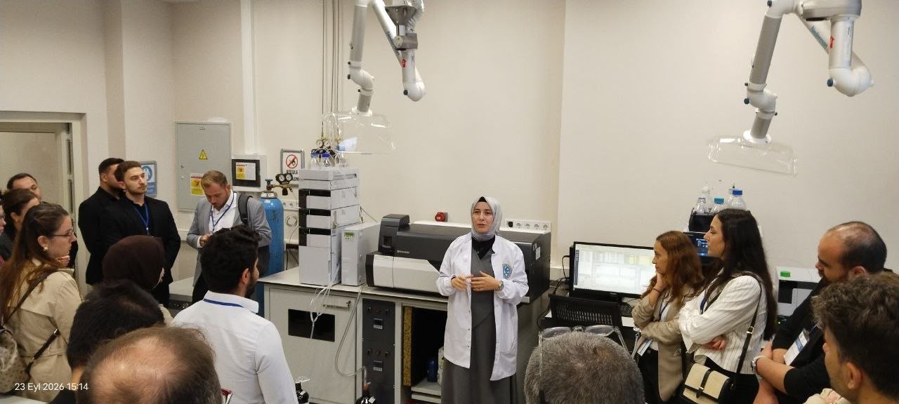 Ar-Ge Merkezleri İnovasyon Zirvesi Katılımcılarını MERLAB’da Ağırladık